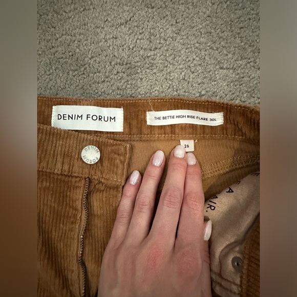 Aritzia The Bettie High Rise Flare 30L - Picture 3 of 6